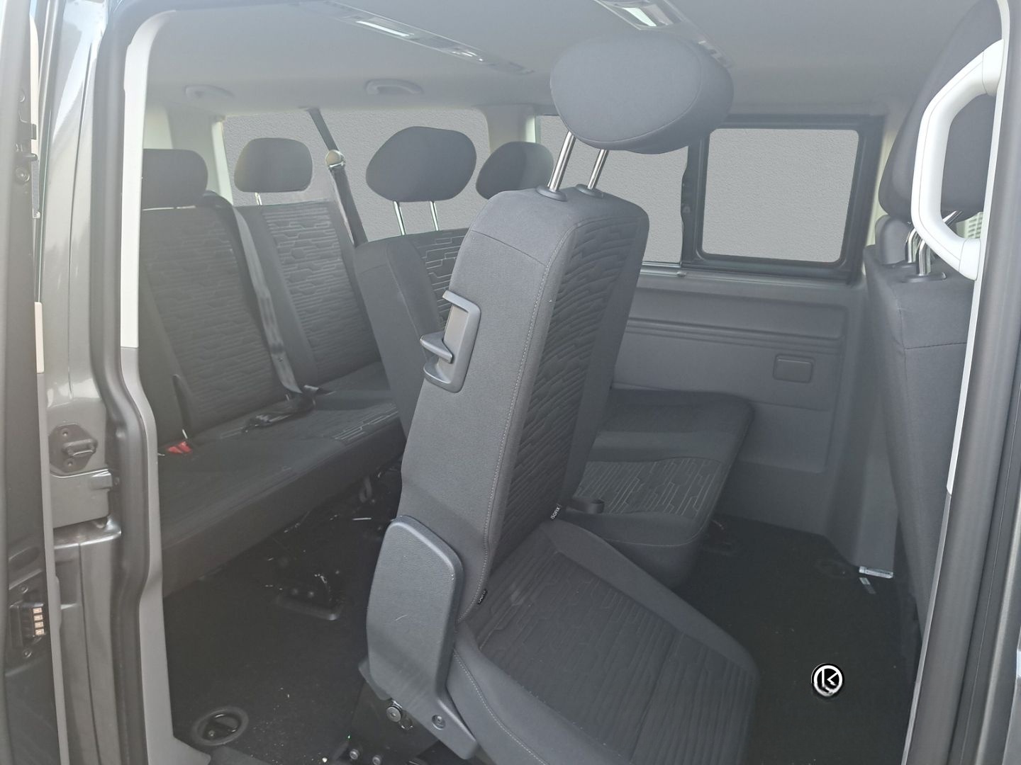 Volkswagen T6.1 Caravelle Lang 2.0 TDI 6-Gang Comfortline D foto 12