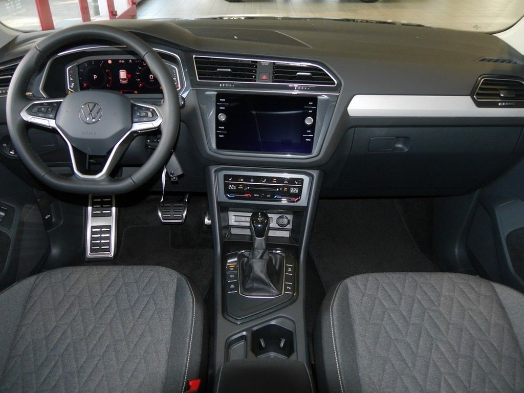 Volkswagen Tiguan MOVE 1.5 TSI DSG Navi LED foto 8