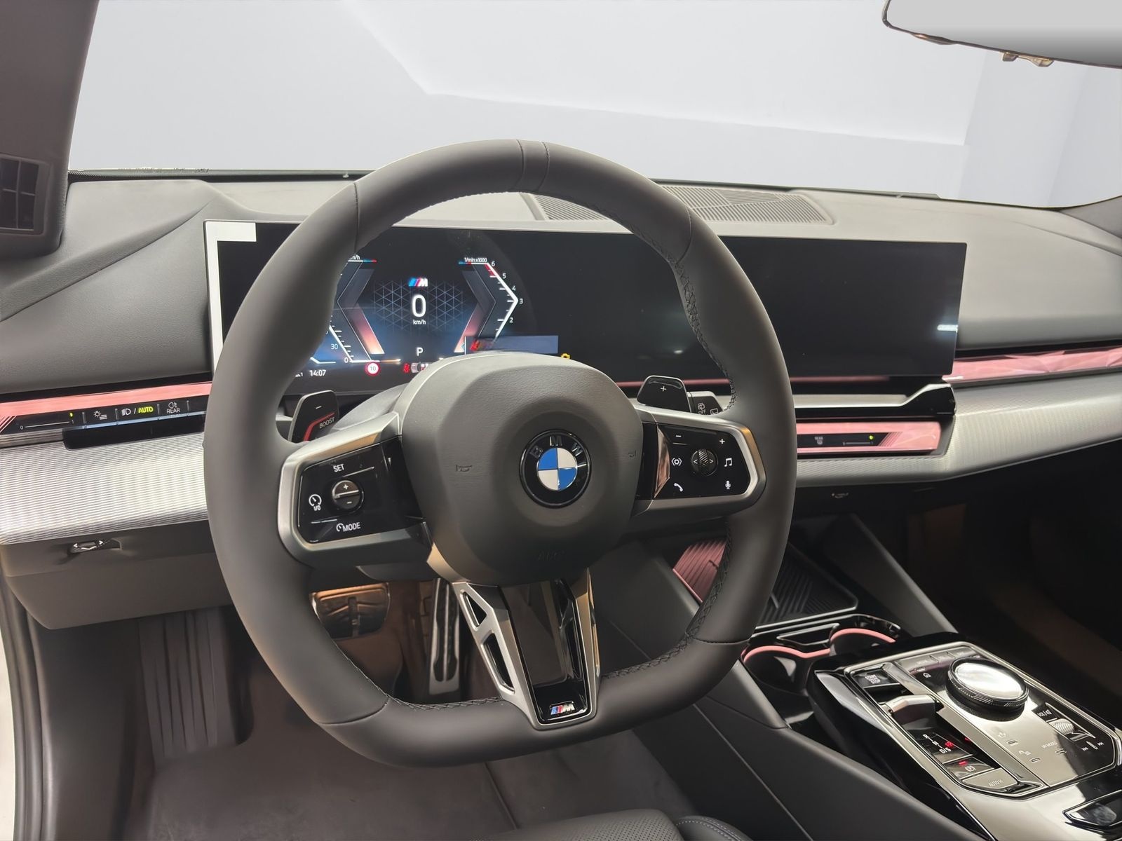 BMW 520d xDrive Touring [M Sport, AHK, ACC, RFK] foto 14