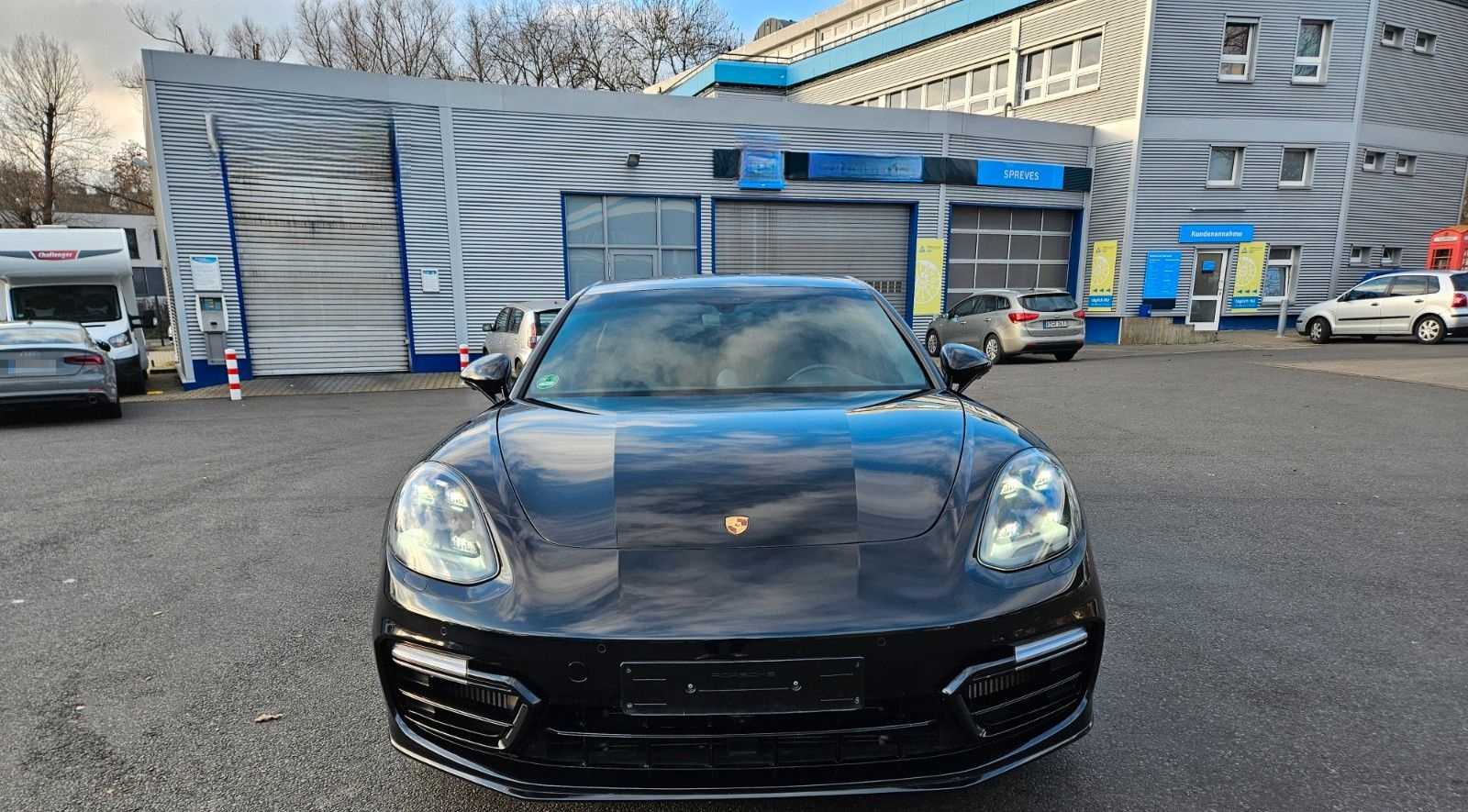 Porsche Panamera Turbo foto 2