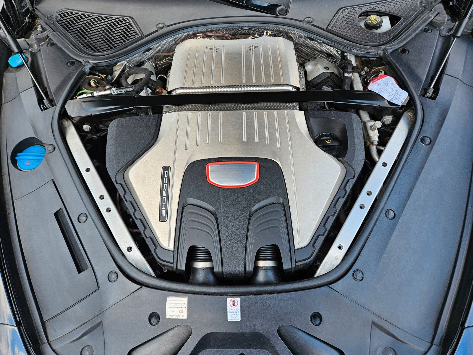 Porsche Panamera Turbo foto 9