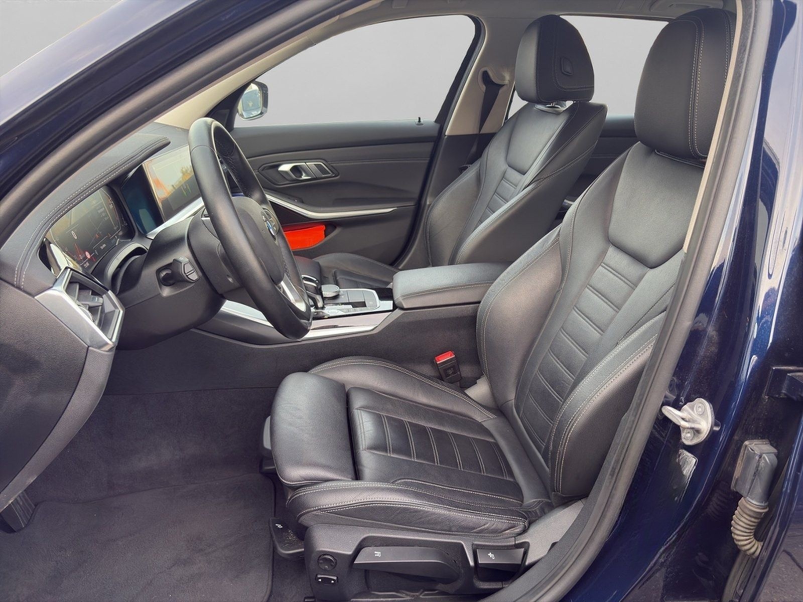 BMW 330i xDrive Touring Luxury Line HiFi DAB WLAN foto 7