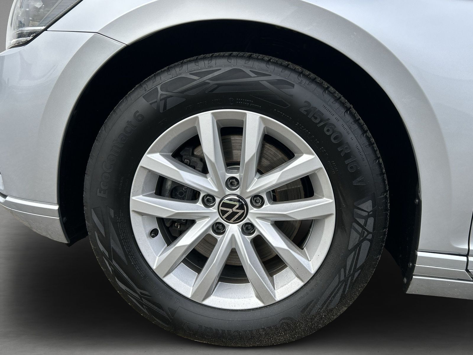 Volkswagen Passat Variant 2.0 TDI Business DSG+LED+KAMERA foto 6