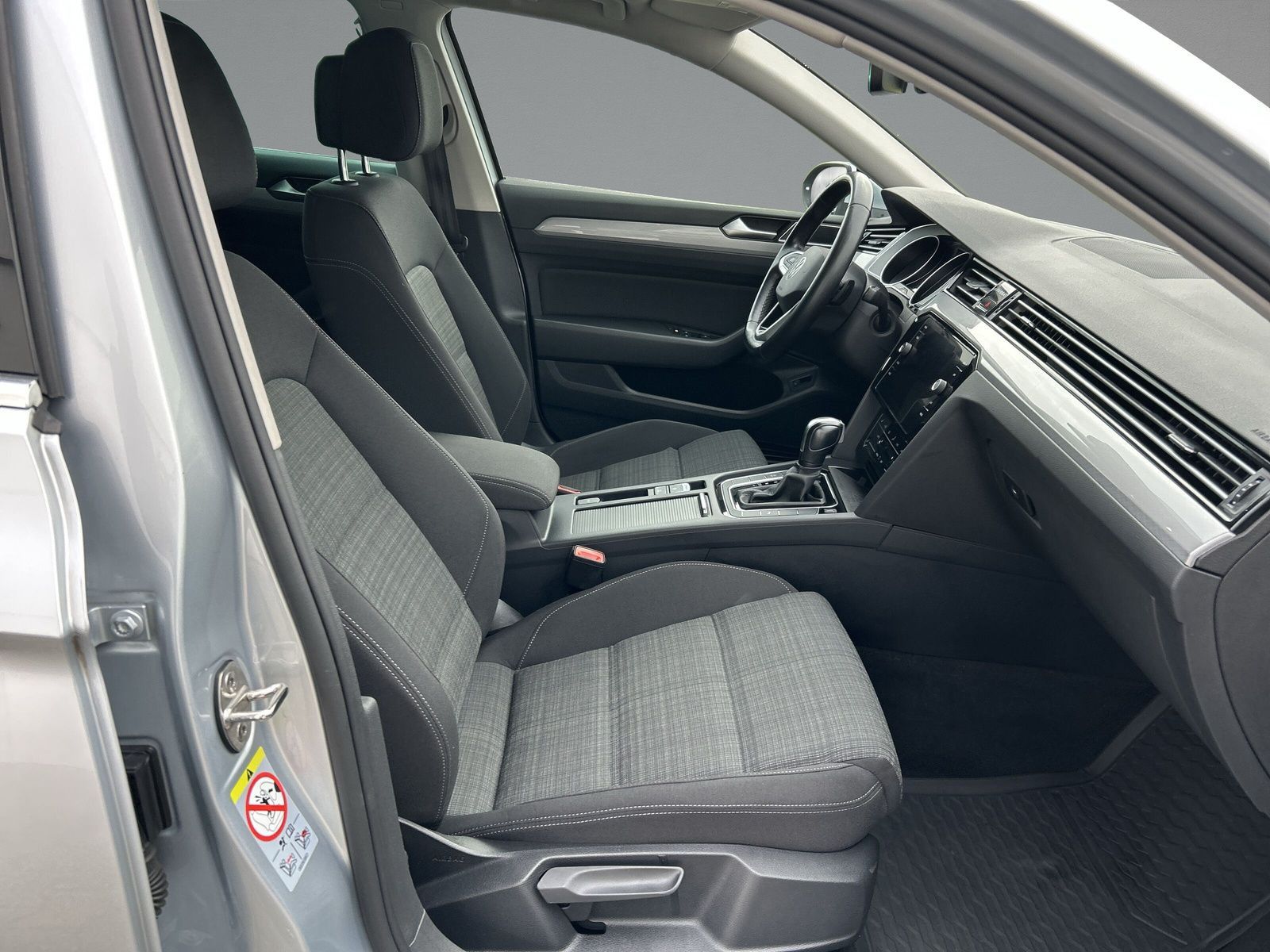 Volkswagen Passat Variant 2.0 TDI Business DSG+LED+KAMERA foto 10