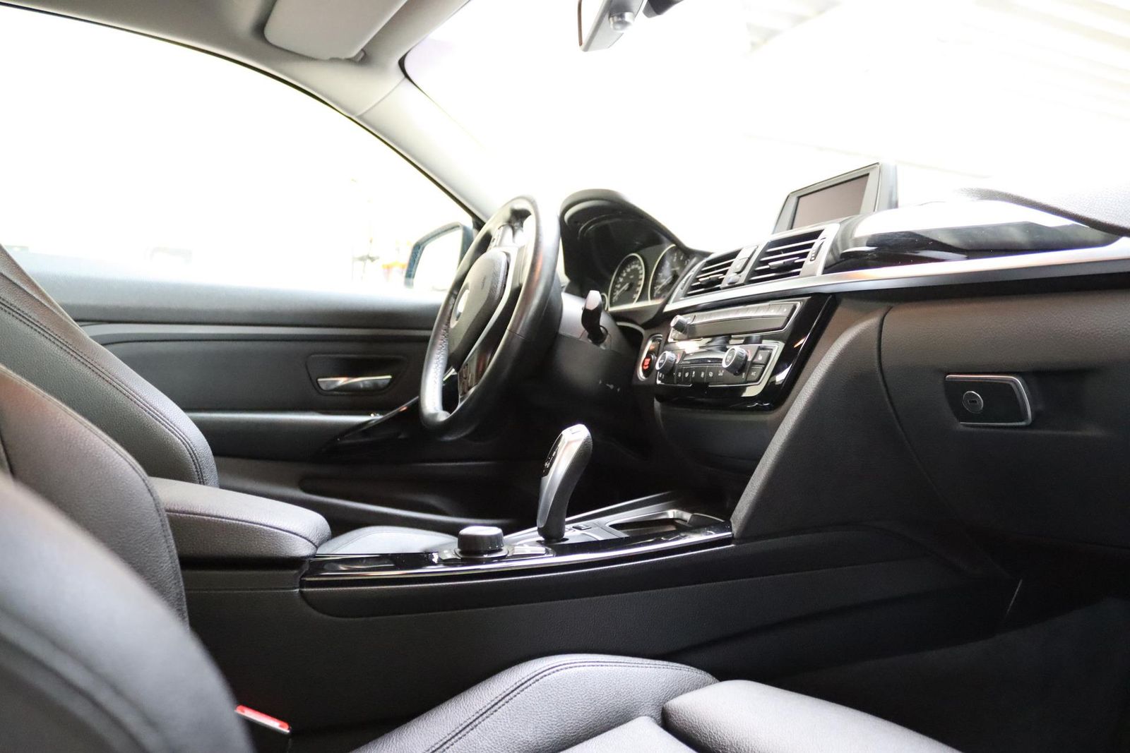 BMW 420i Advantage * SHZ * PDC * Tempomat * foto 7