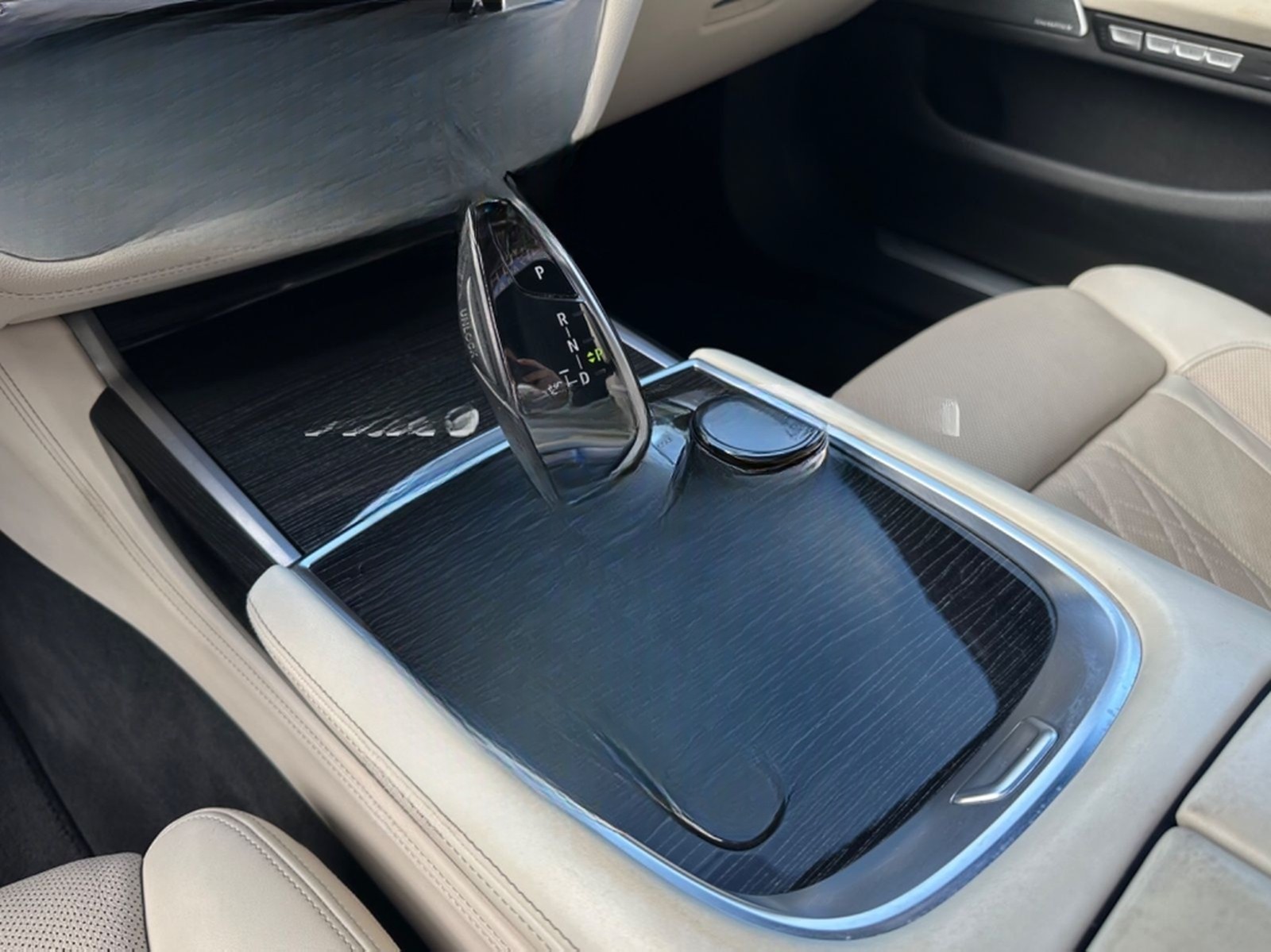 BMW 750Li xDrive MPaket Laser 360°Pano HUD NightvB&W foto 17