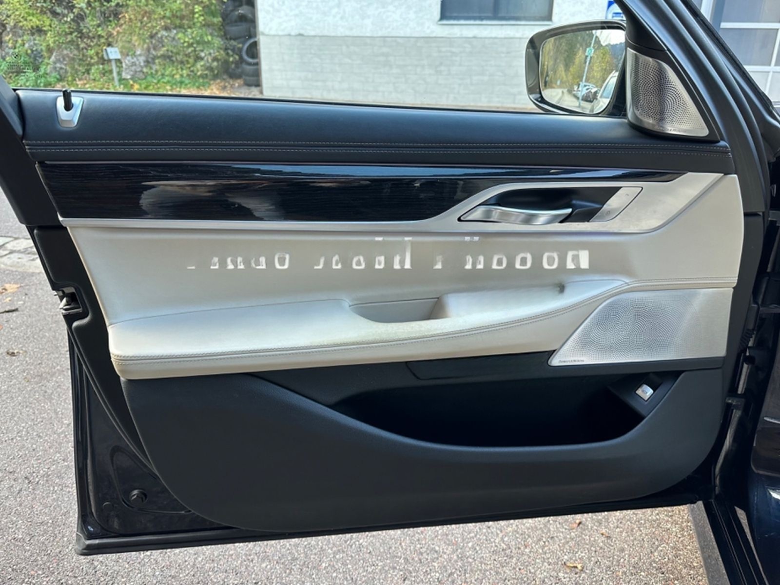 BMW 750Li xDrive MPaket Laser 360°Pano HUD NightvB&W foto 23