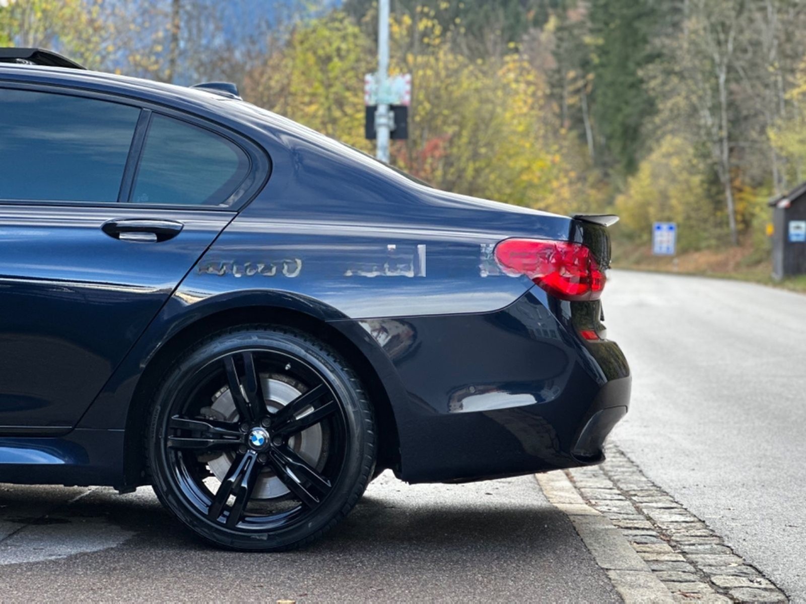BMW 750Li xDrive MPaket Laser 360°Pano HUD NightvB&W foto 30