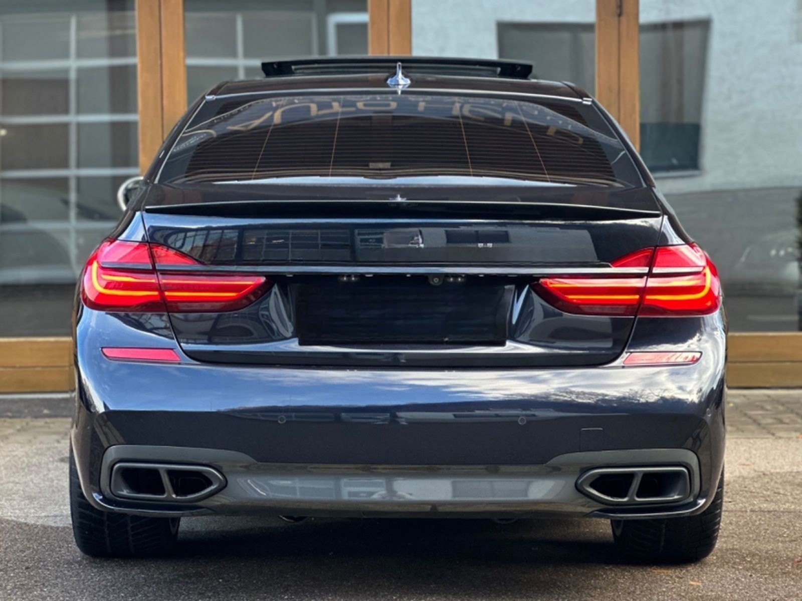 BMW 750Li xDrive MPaket Laser 360°Pano HUD NightvB&W foto 6