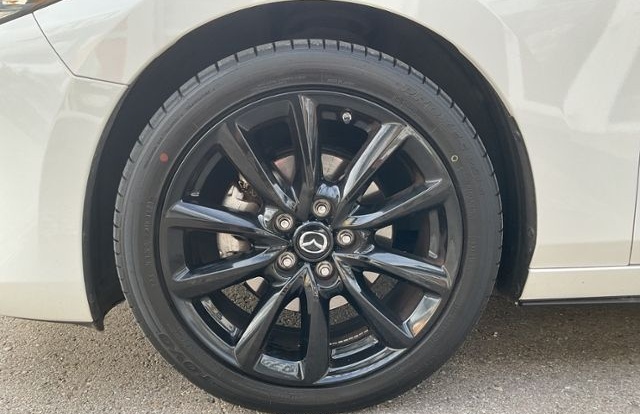 Mazda 3 G122 Homura ACC HUD Kamera Navi 18" foto 11