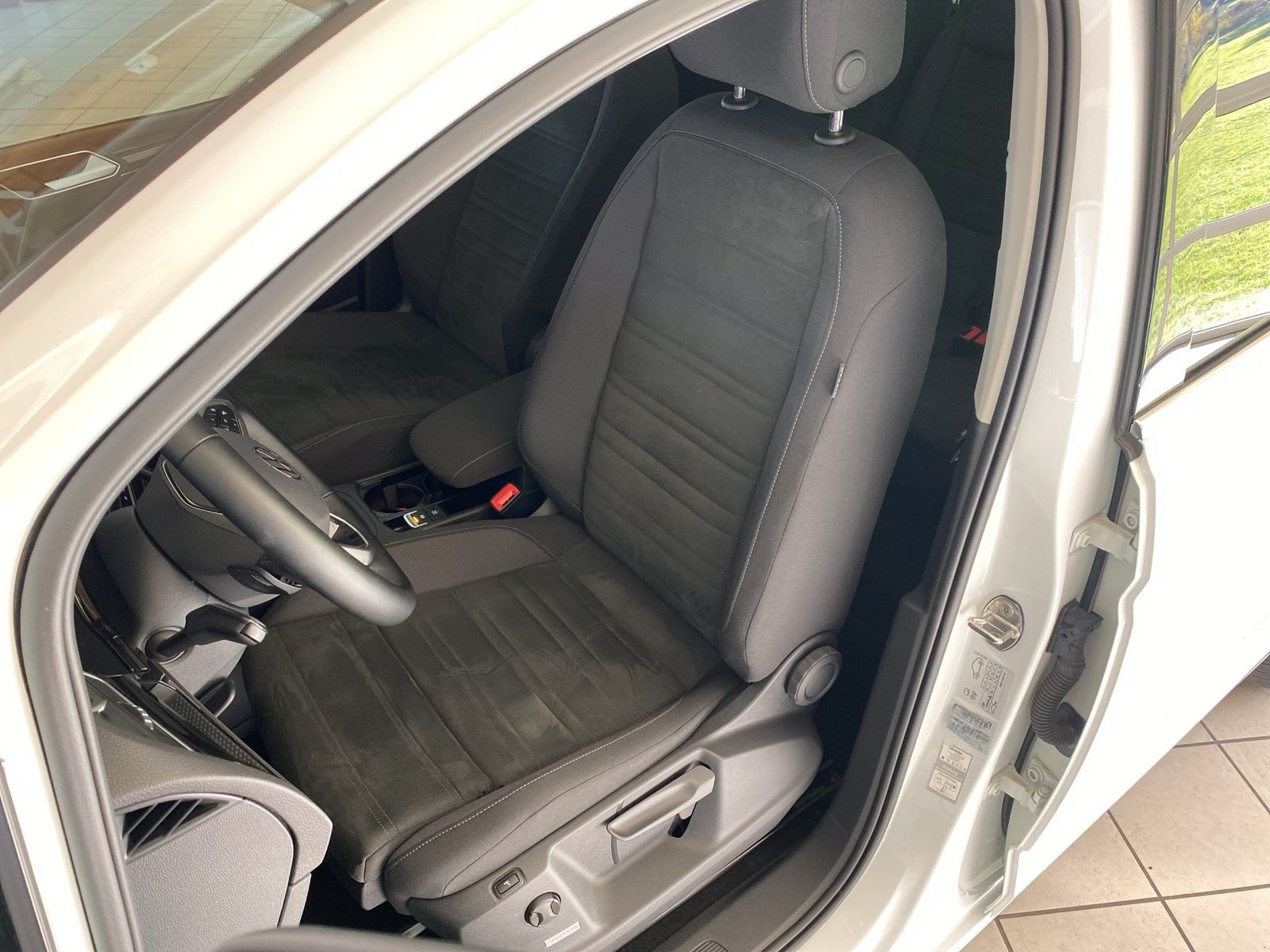 Volkswagen Touran Highline 2.0 TDI DSG (Garantie 05/2028.LE foto 23