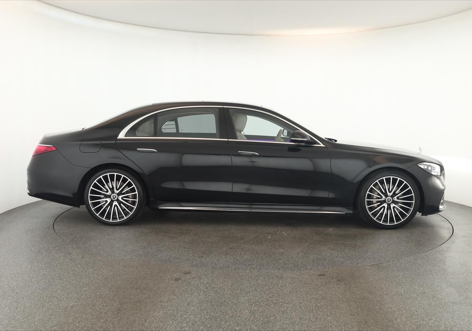 Mercedes-Benz S 580 lang AMG DIGITAL Pano HUD HighEndFond 21" foto 6