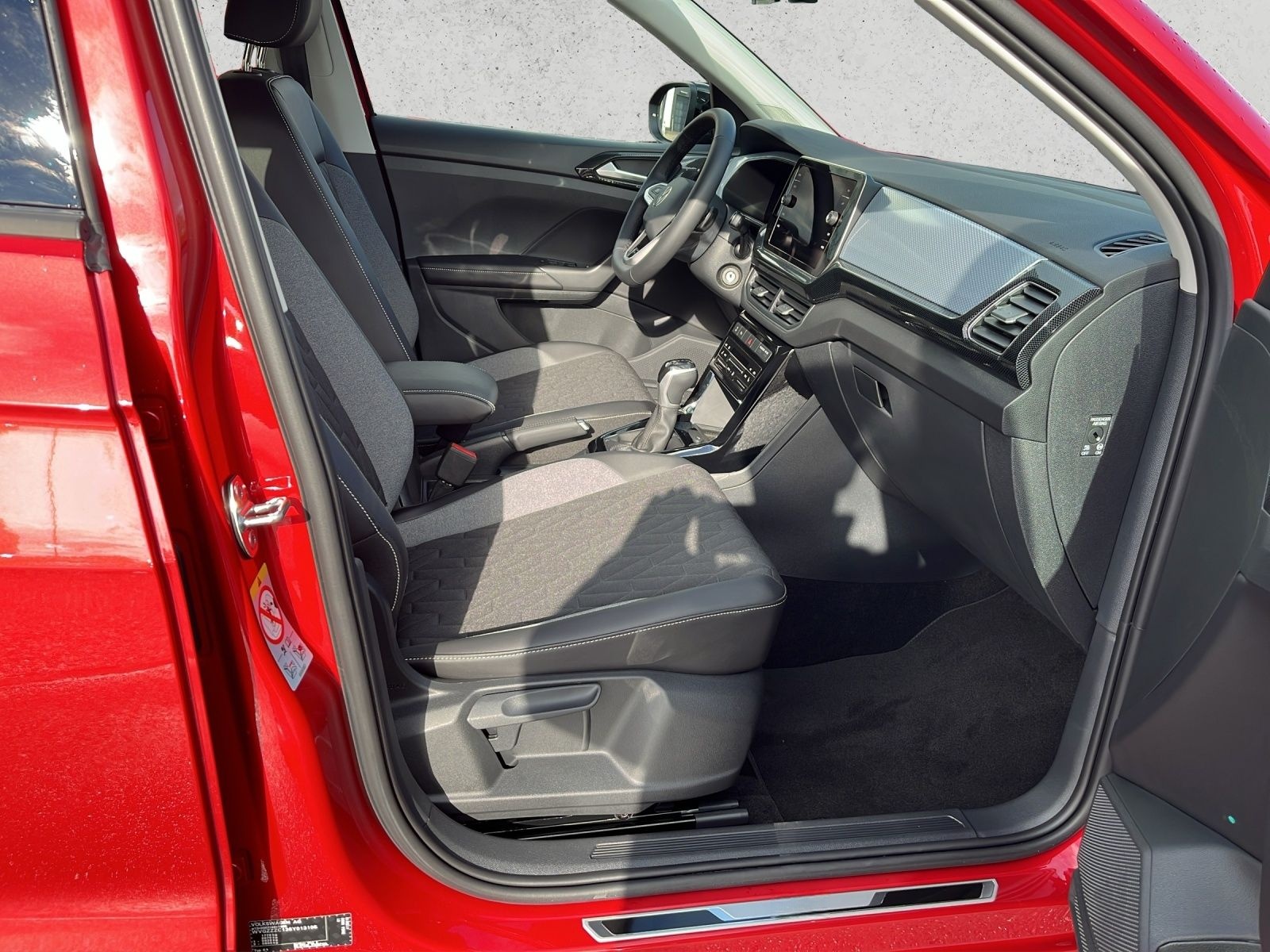 Volkswagen T-Cross 1.0 TSI DSG Goal, Navi, Matrix LED, Kame foto 12