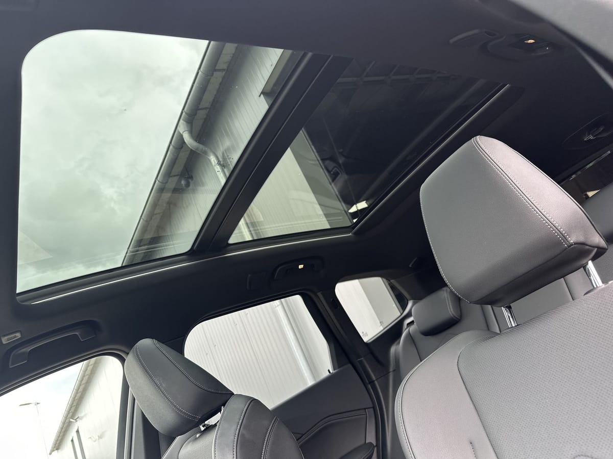 BMW iX1 xDrive30 M-Sport NAV+LED+ACC+KAMERA+PANO foto 12