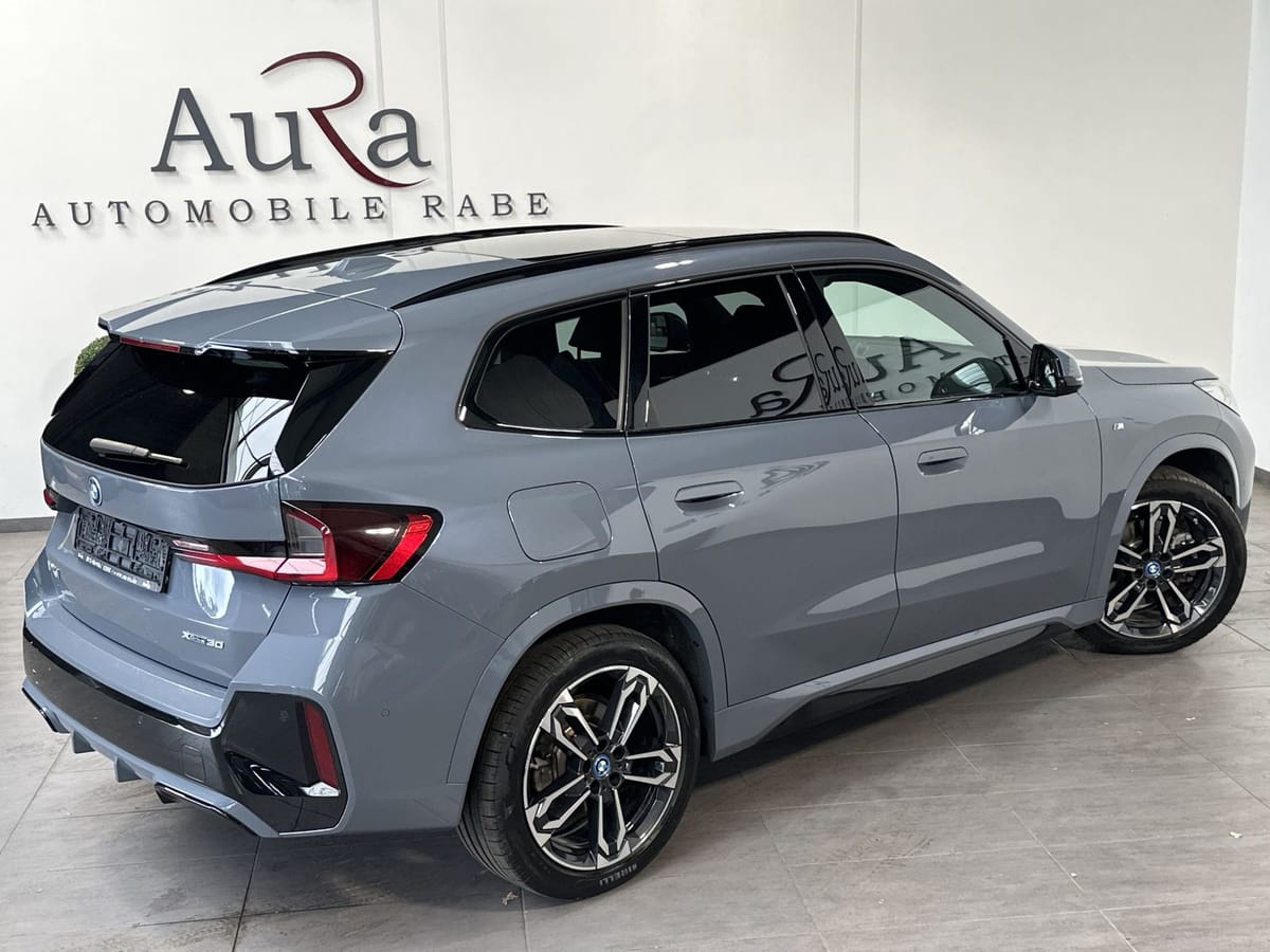 BMW iX1 xDrive30 M-Sport NAV+LED+ACC+KAMERA+PANO foto 5