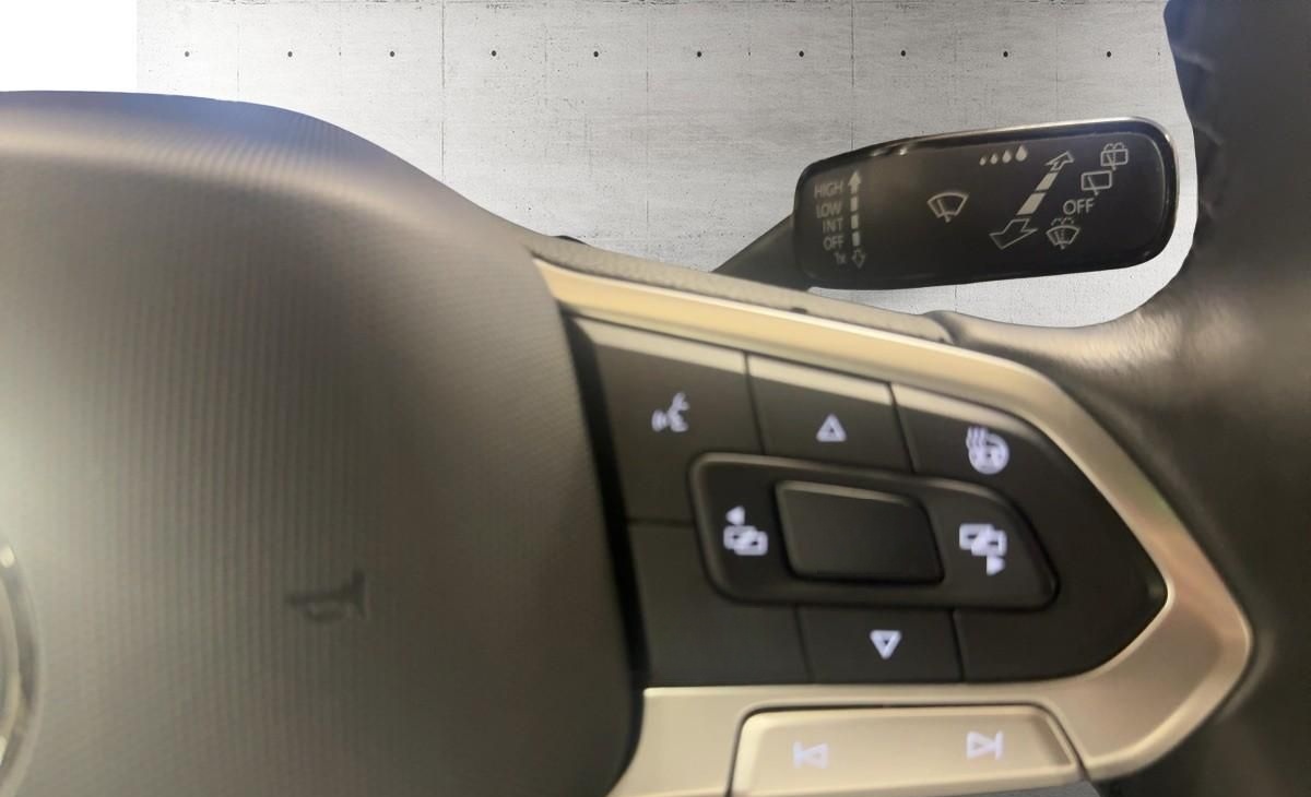 Volkswagen Golf 8 MOVE 2.0 TDI NAVI KAMERA ACC SHZ foto 13