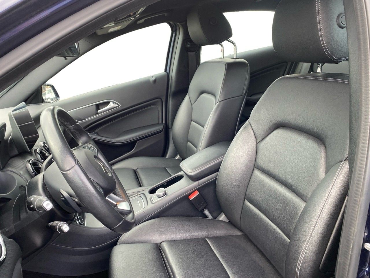 Mercedes-Benz A-Klasse 220 2,0 184PS Activity Edt. AT 4M SHZ P foto 9