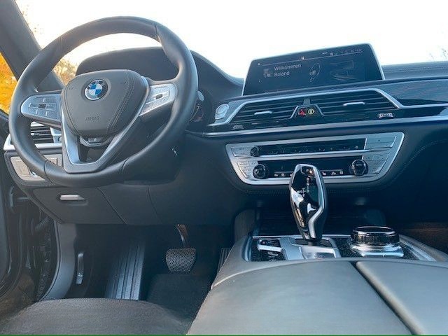 BMW 750 i xDrive Lim*Inspektion(BMW) und TÜV Neu* foto 16
