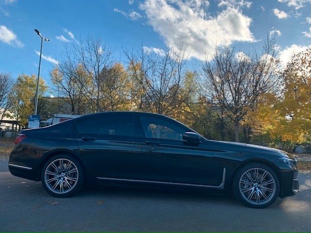 BMW 750 i xDrive Lim*Inspektion(BMW) und TÜV Neu* foto 4