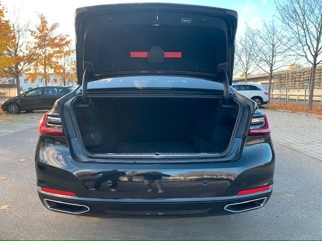 BMW 750 i xDrive Lim*Inspektion(BMW) und TÜV Neu* foto 7