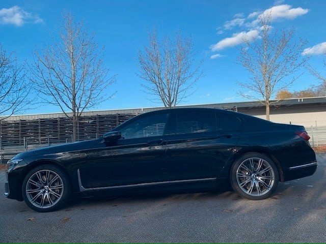 BMW 750 i xDrive Lim*Inspektion(BMW) und TÜV Neu* foto 9