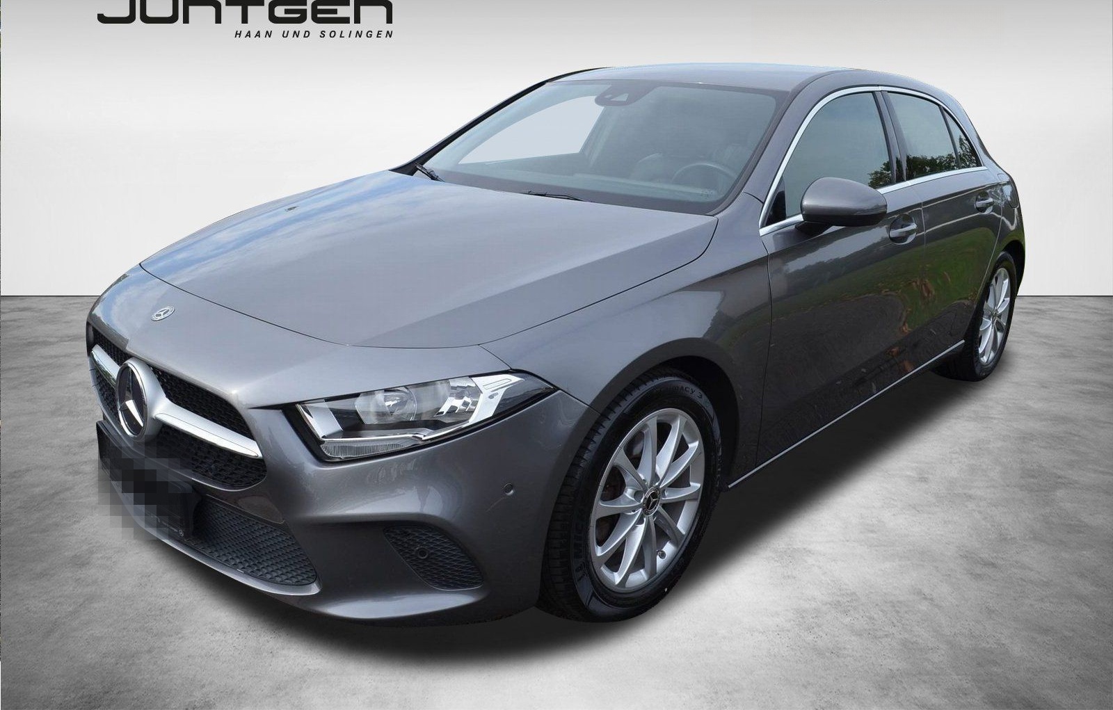 Mercedes-Benz A 220 NAVI PREMIUM + RFK + MBUX  + PARK ASSIST foto 3