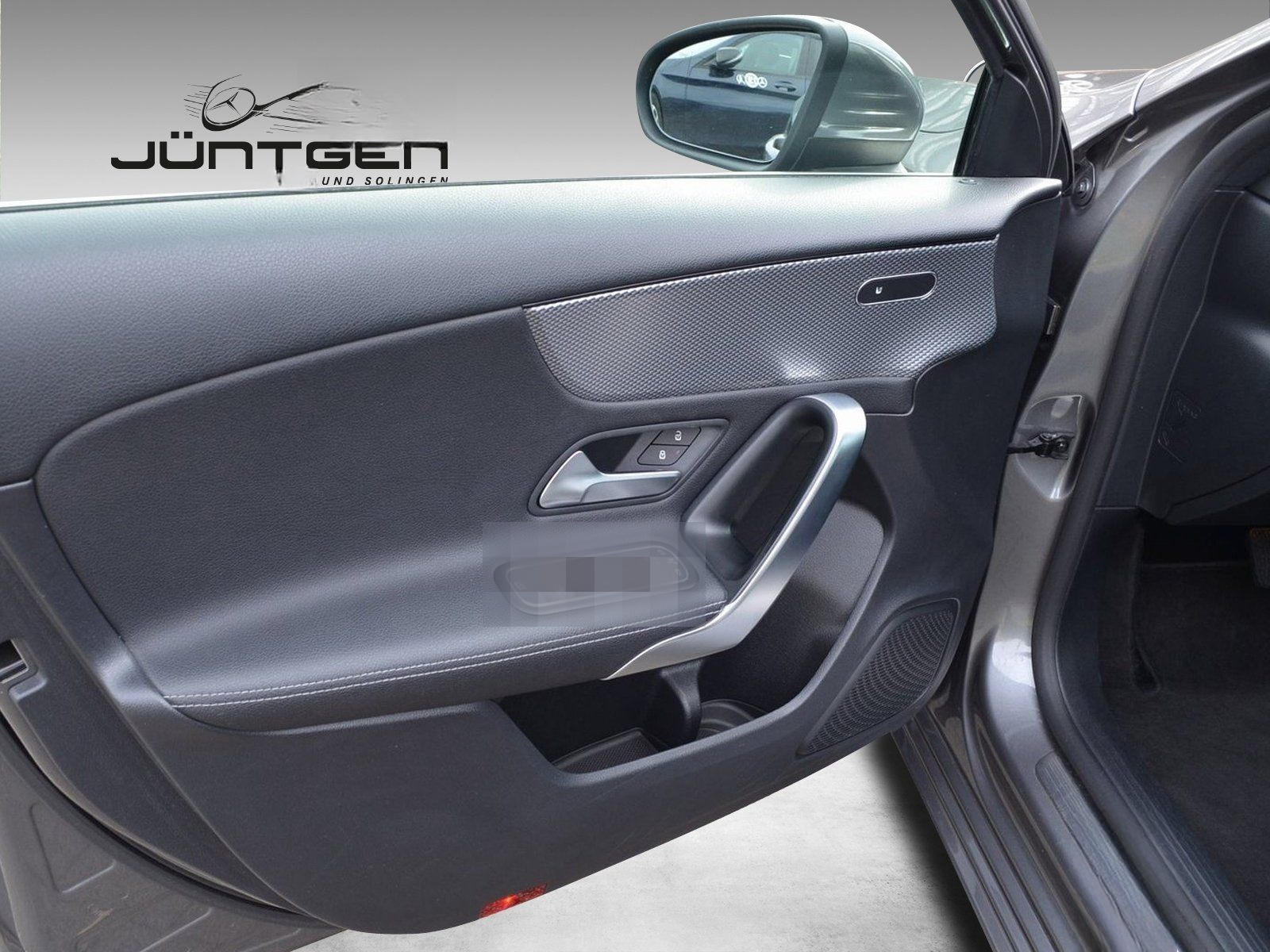 Mercedes-Benz A 220 NAVI PREMIUM + RFK + MBUX  + PARK ASSIST foto 9