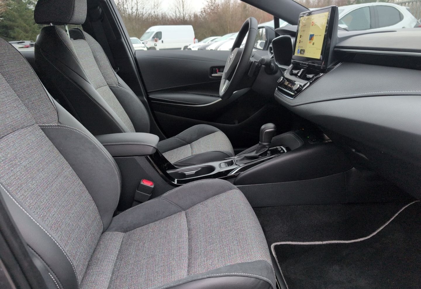 Toyota Corolla Touring Sports 2.0 Hybrid Teamplayer foto 6