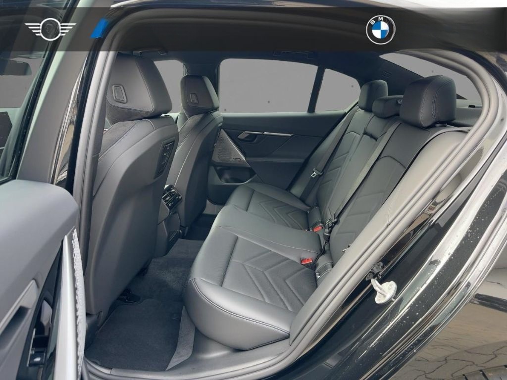 BMW 520 d Lim M Sport Alcantara Park-Assist HiFi-H&K foto 8