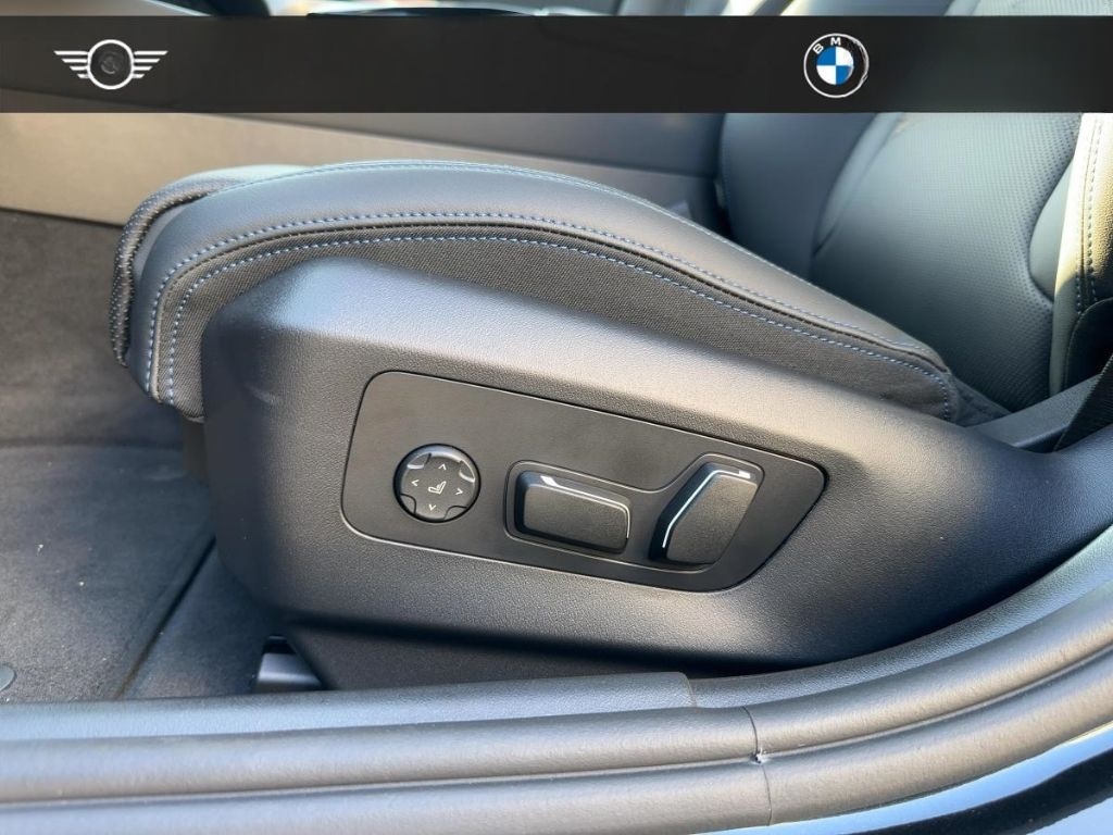 BMW 520 d Lim M Sport Alcantara Park-Assist LED HUD foto 16