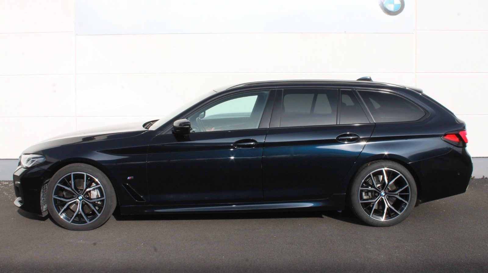 BMW 530xd Touring M-Sport NAV, ad.LED, ACC, AHK, 19" foto 7