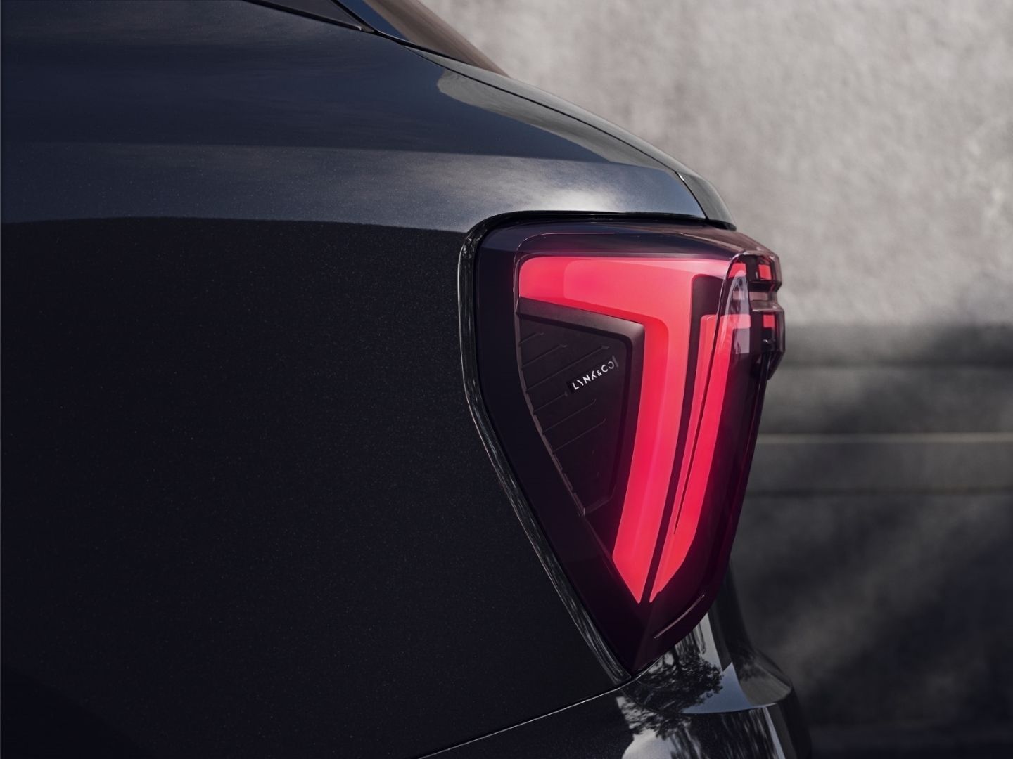 Lynk&Co 01 More / PlugIn-Hybrid / 4 Jahre Garantie / AKT foto 11