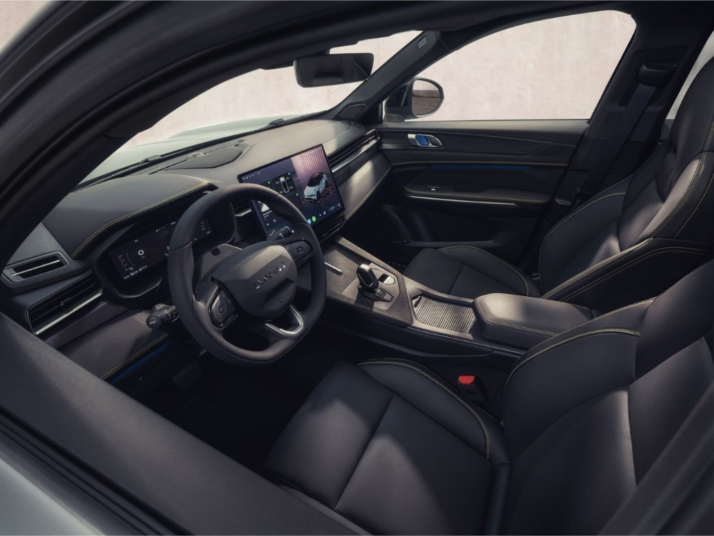 Lynk&Co 01 More / PlugIn-Hybrid / 4 Jahre Garantie / AKT foto 6