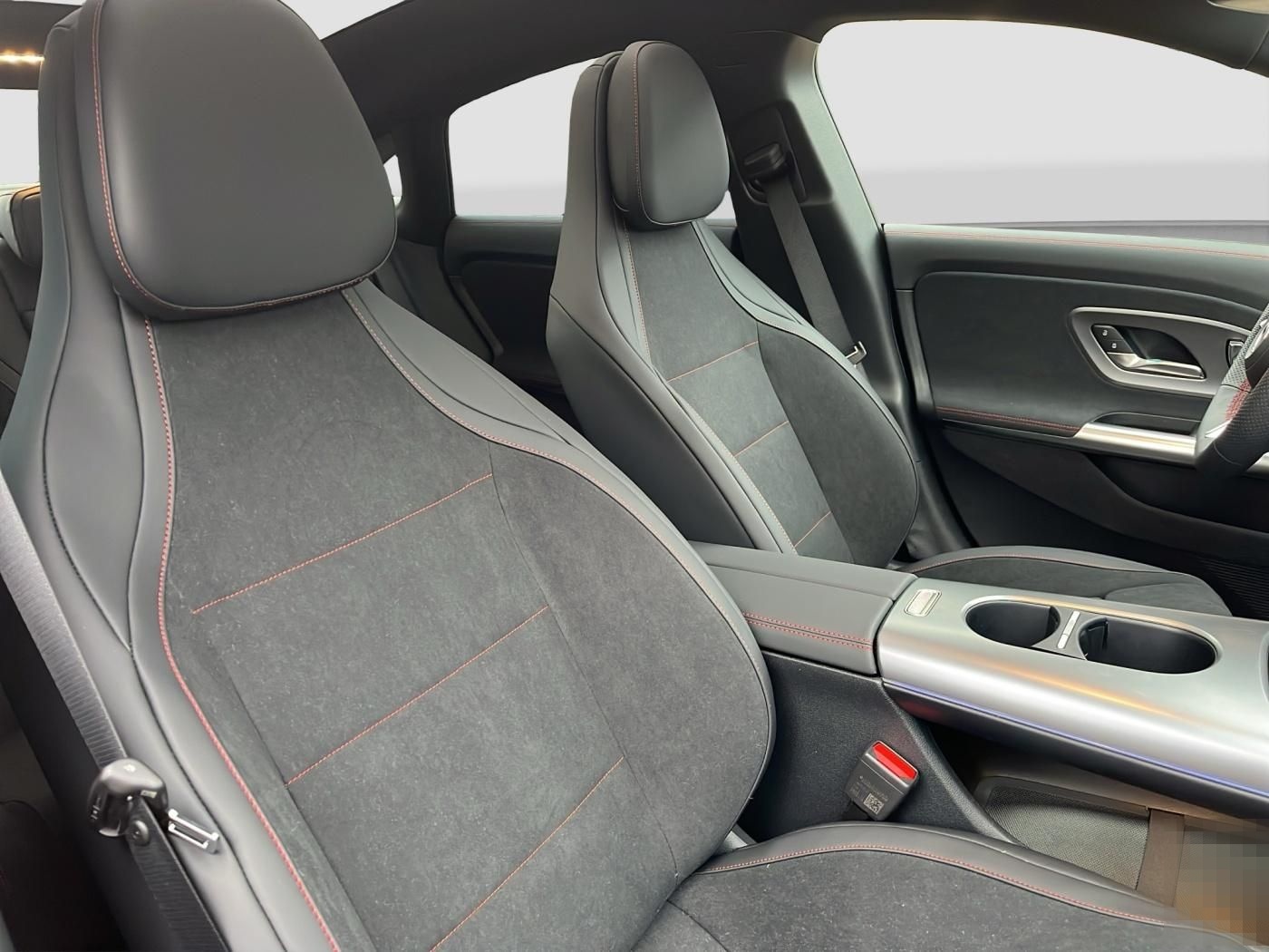 Mercedes-Benz CLA 250+ EQ AMG-Line*Pano*Multibeam*KeyGo*360* foto 13