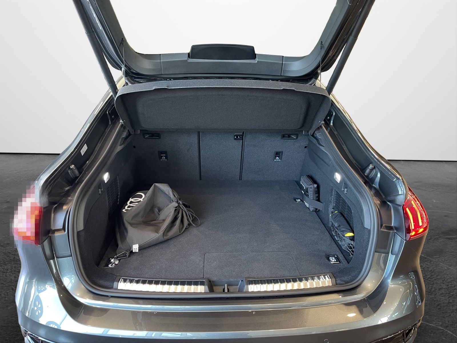 Audi A5 Limousine e-hybrid S tronic quattro edition o foto 13