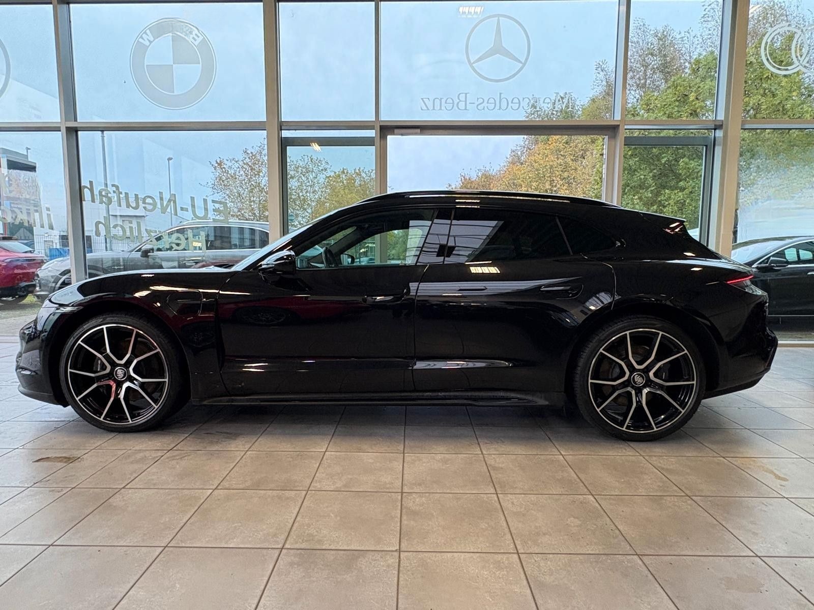 Porsche Taycan Sport Turismo/Sportchrono/Pano/SOH 100 foto 2