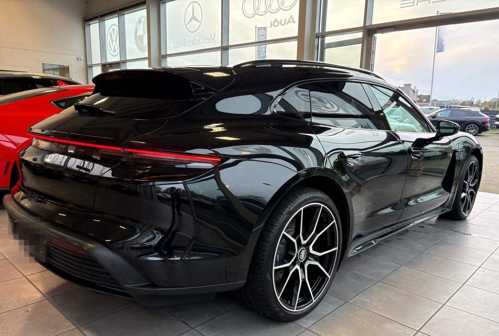 Porsche Taycan Sport Turismo/Sportchrono/Pano/SOH 100 foto 6