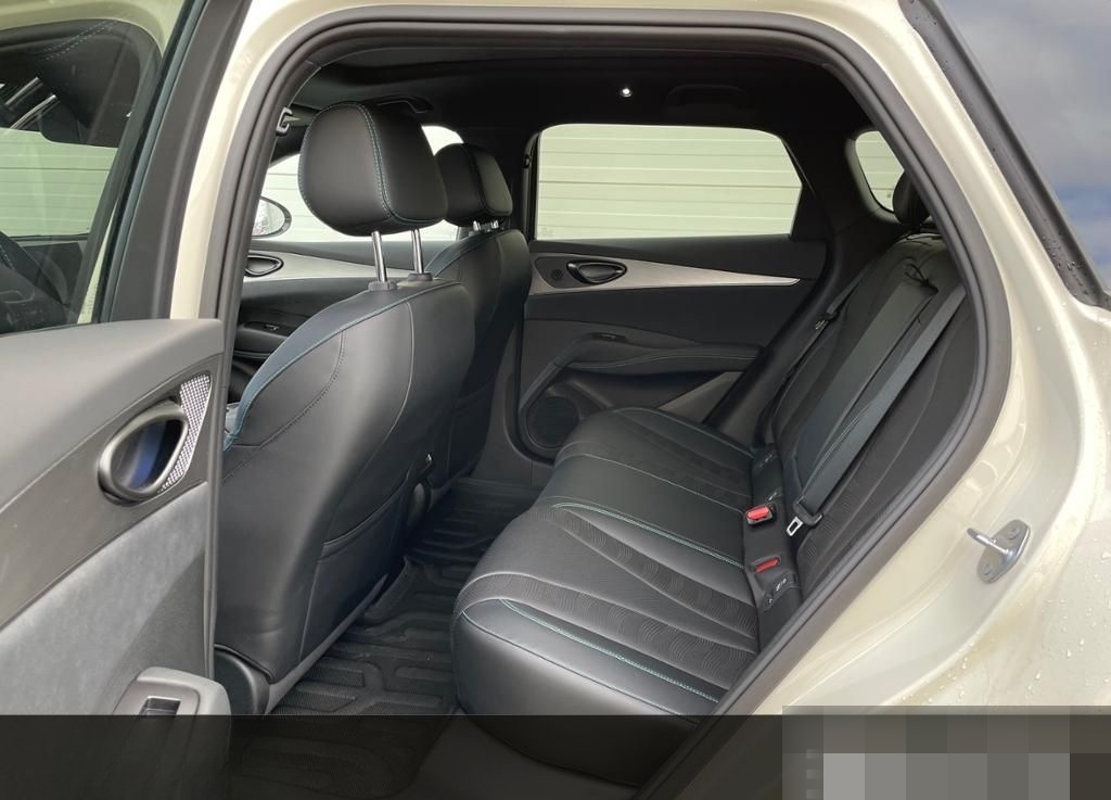 BYD SEAL 6 DM-i Touring Comfort Lite ACC+360KAM+Pano foto 5