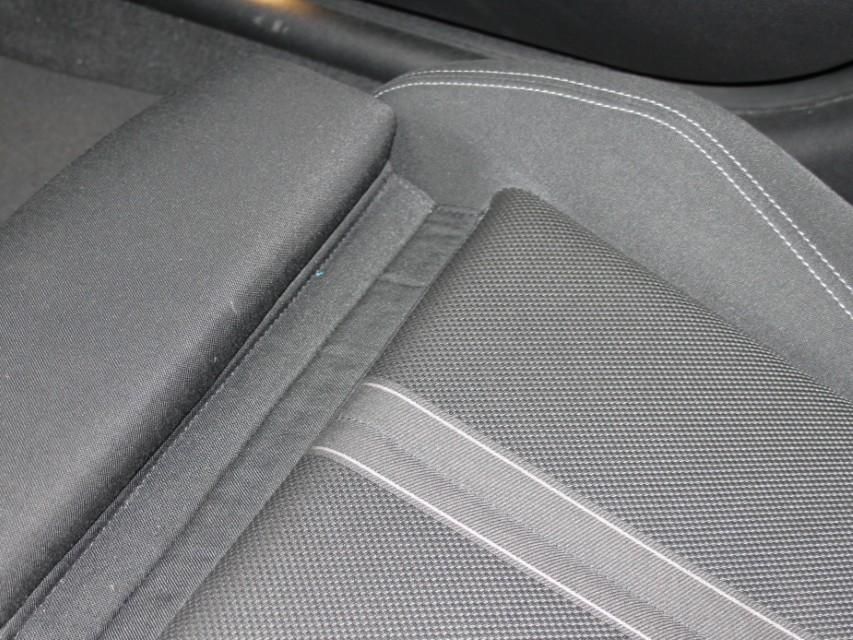 BMW 120i 1.6 Sport-Line Autom. Schiebedach LED Navi foto 19