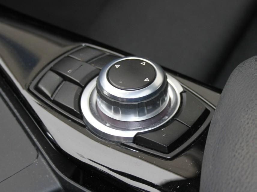 BMW 120i 1.6 Sport-Line Autom. Schiebedach LED Navi foto 20