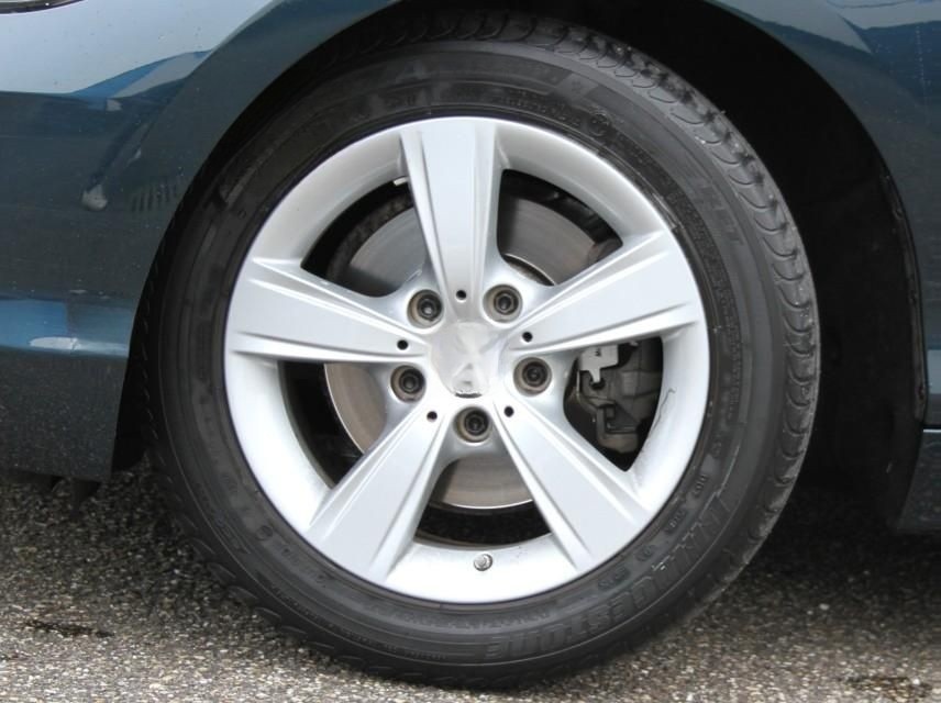 BMW 120i 1.6 Sport-Line Autom. Schiebedach LED Navi foto 4