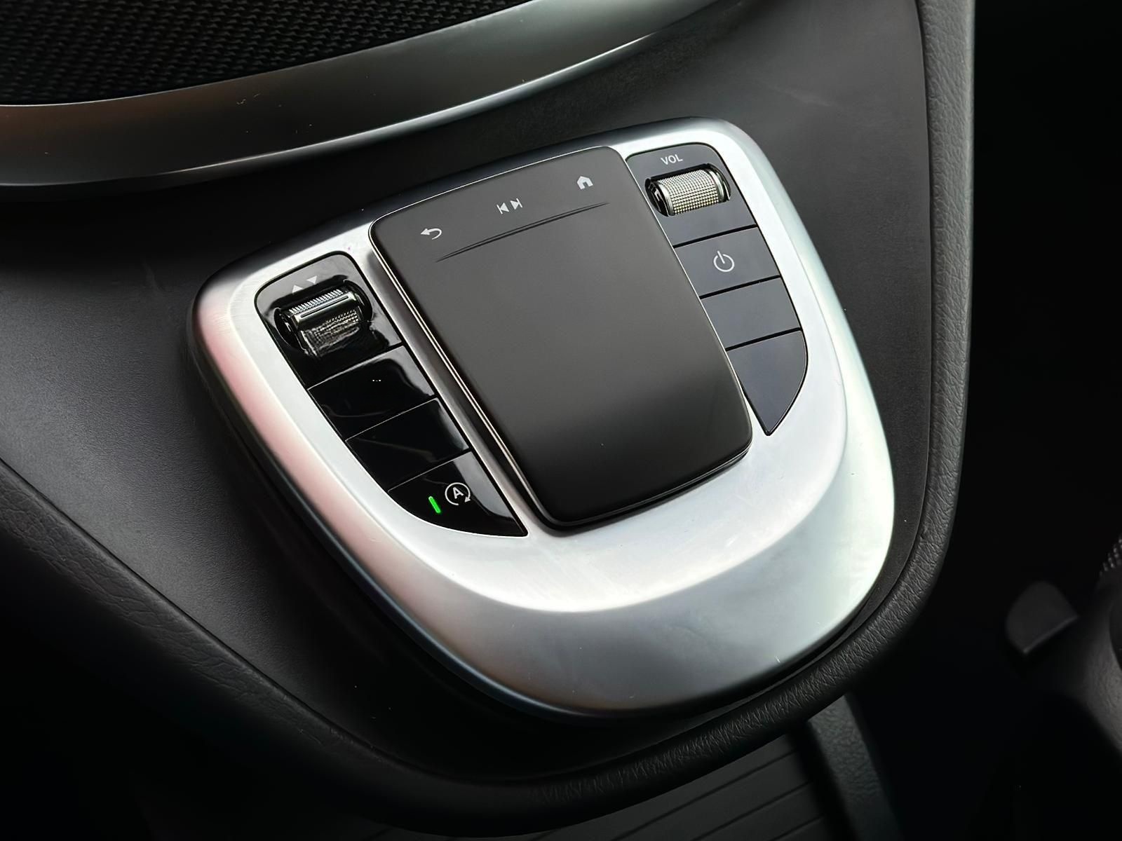 Mercedes-Benz V220d EDITION 2020 AMG NIGHT KOMPAKT* LED#SHZ#SH foto 14