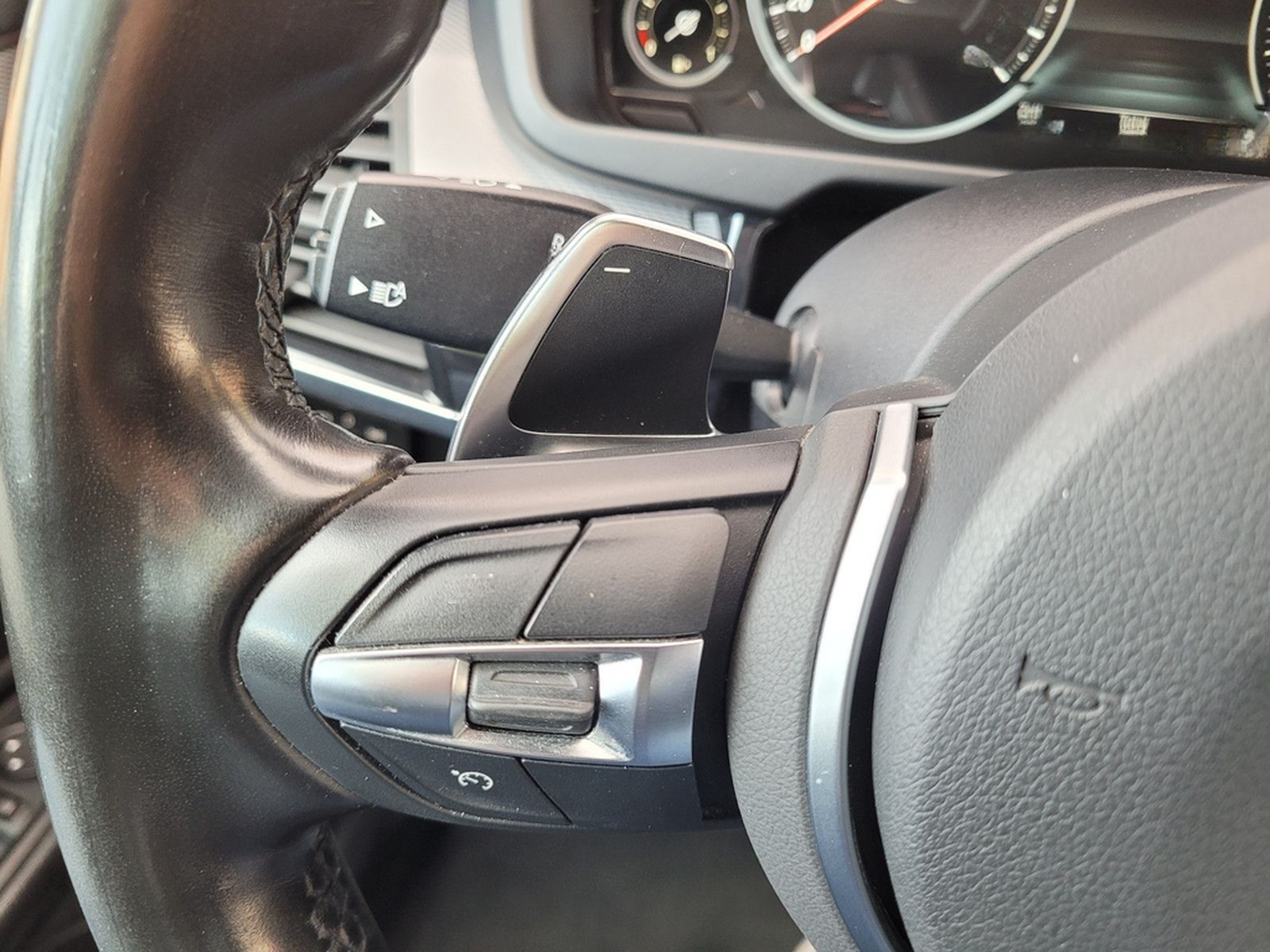 BMW X6 Baureihe X6 xDrive 30 d foto 25