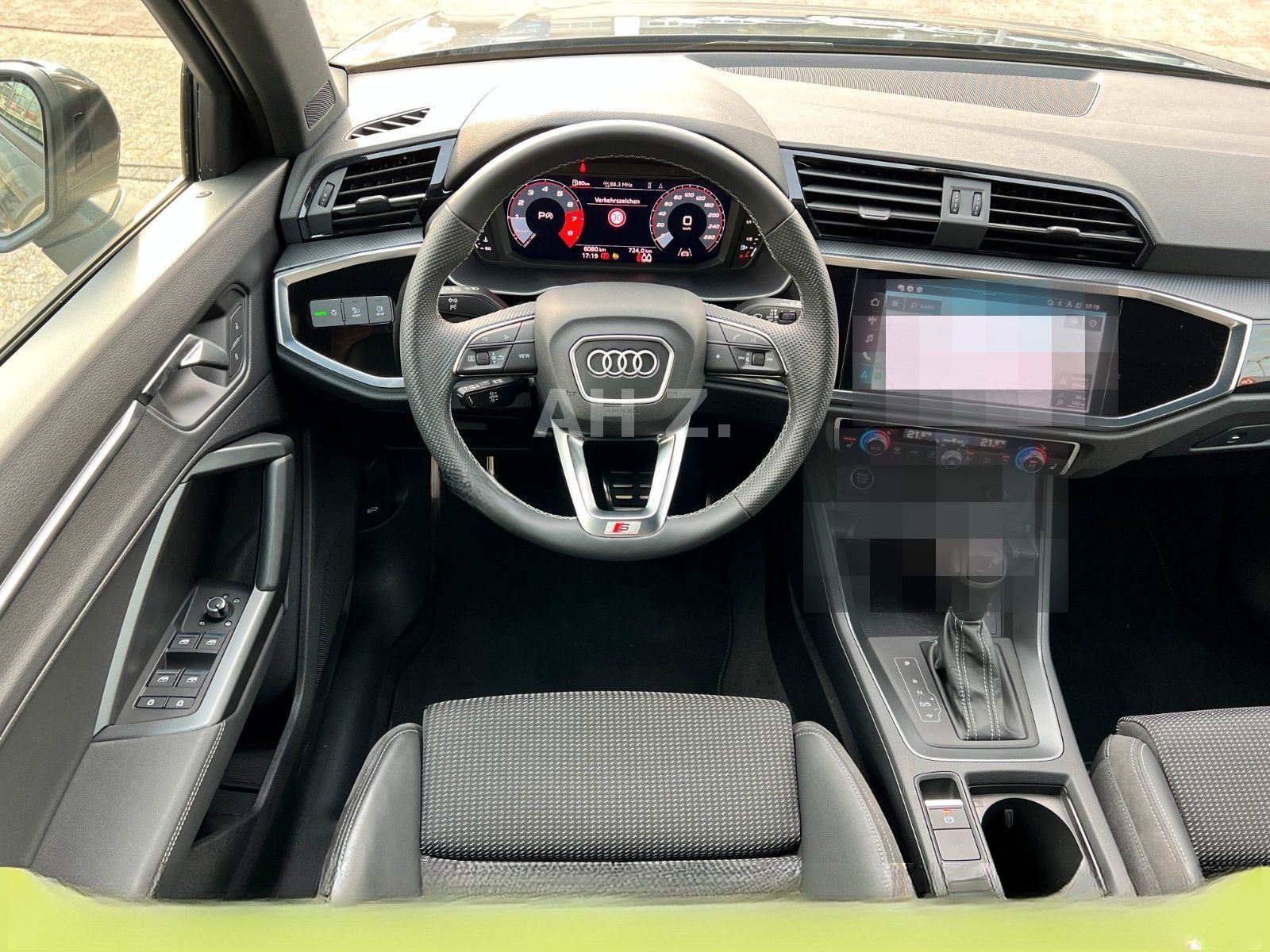 Audi Q3 S Line 2x S-LINE*KAM*LED*MMI*KeyLess*AHK V*18 foto 15