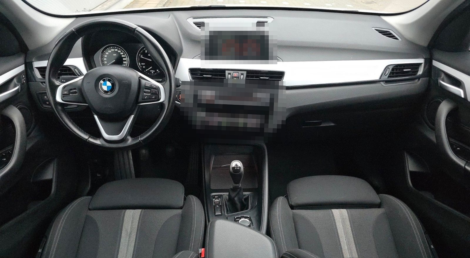 BMW X1 sDrive 18d foto 17