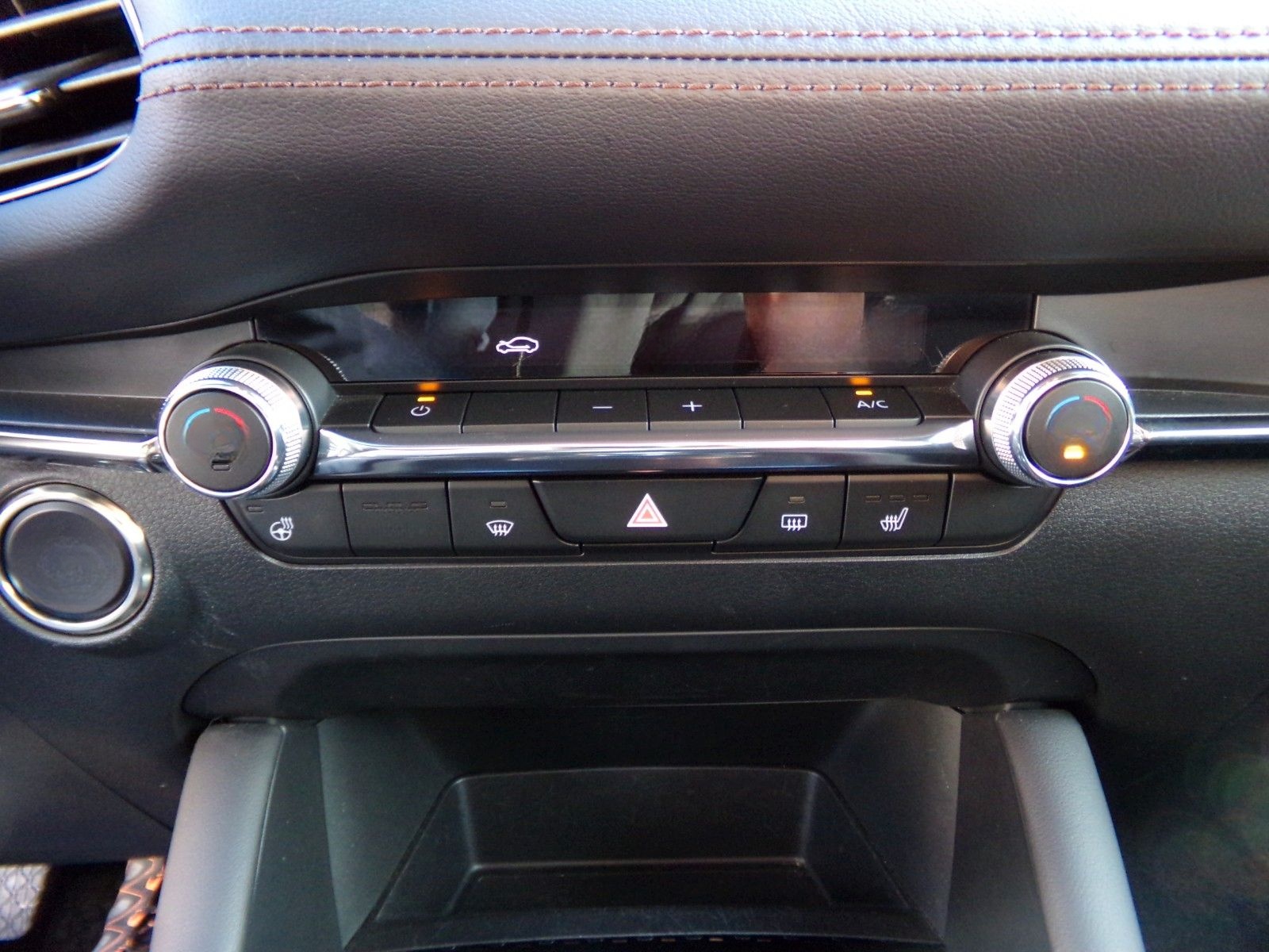 Mazda 3 Lim. 5-trg. Selection, LED, Kamera, PDC foto 24