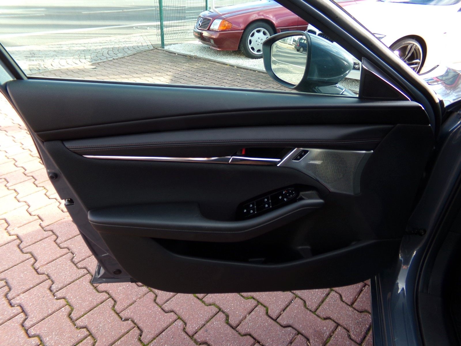 Mazda 3 Lim. 5-trg. Selection, LED, Kamera, PDC foto 10
