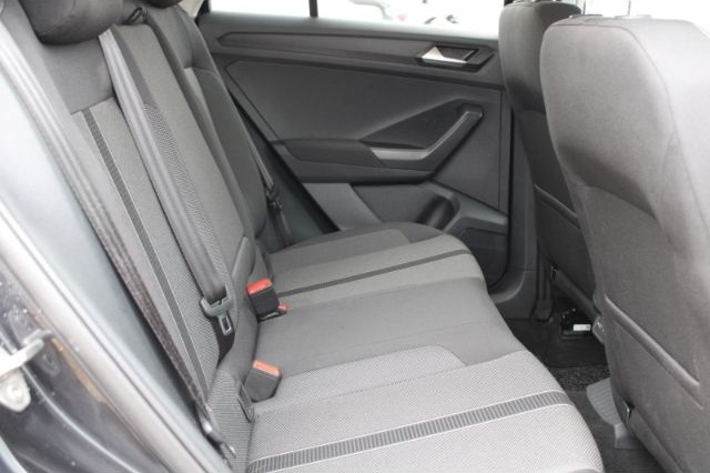 Volkswagen T-Roc Navi Rückfahrkamera Sitzheizung ACC Winter foto 7