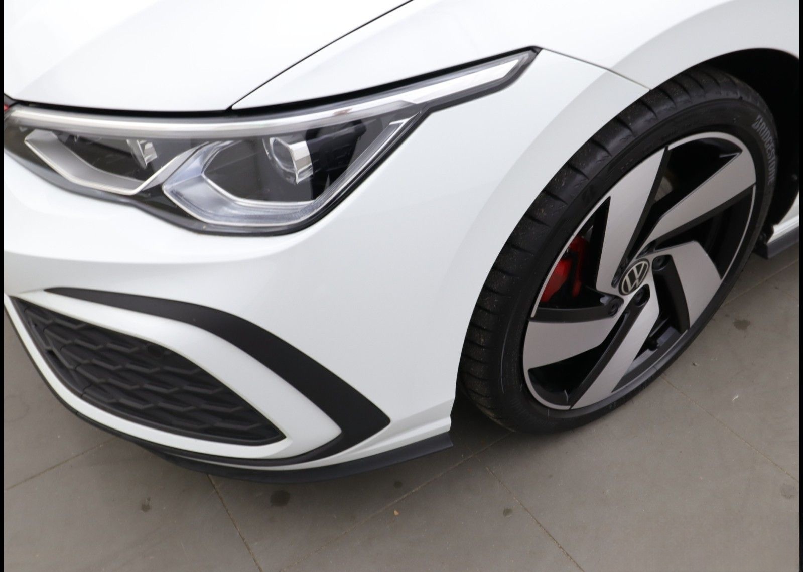 Volkswagen GOLF 8 GTI 2.0 TSI DSG (+NAVI+AUTOMATIK) LED foto 4