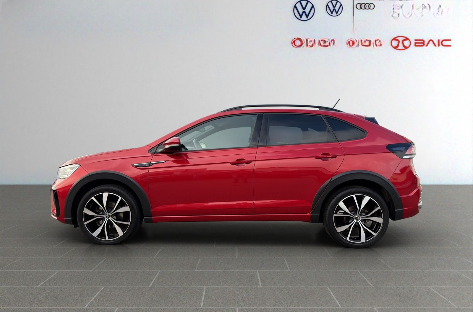 Volkswagen Taigo 1.0 TSI DSG R-Line ACC Matrix BEATS 18RFK foto 3